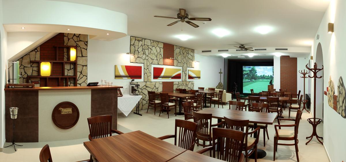 Hotel Vinopa Hustopeče Екстериор снимка